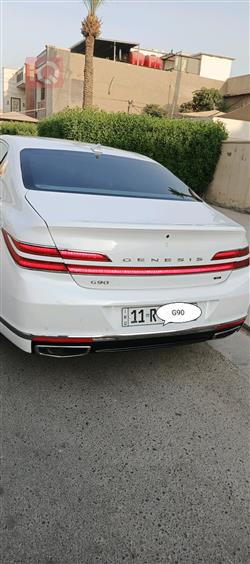 جێنسس G90